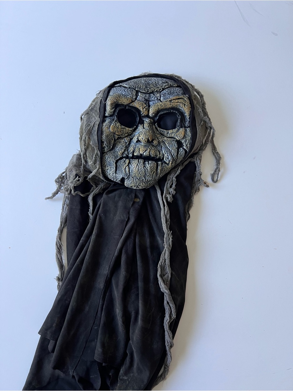 Spooky Gray Stone-Look Mask